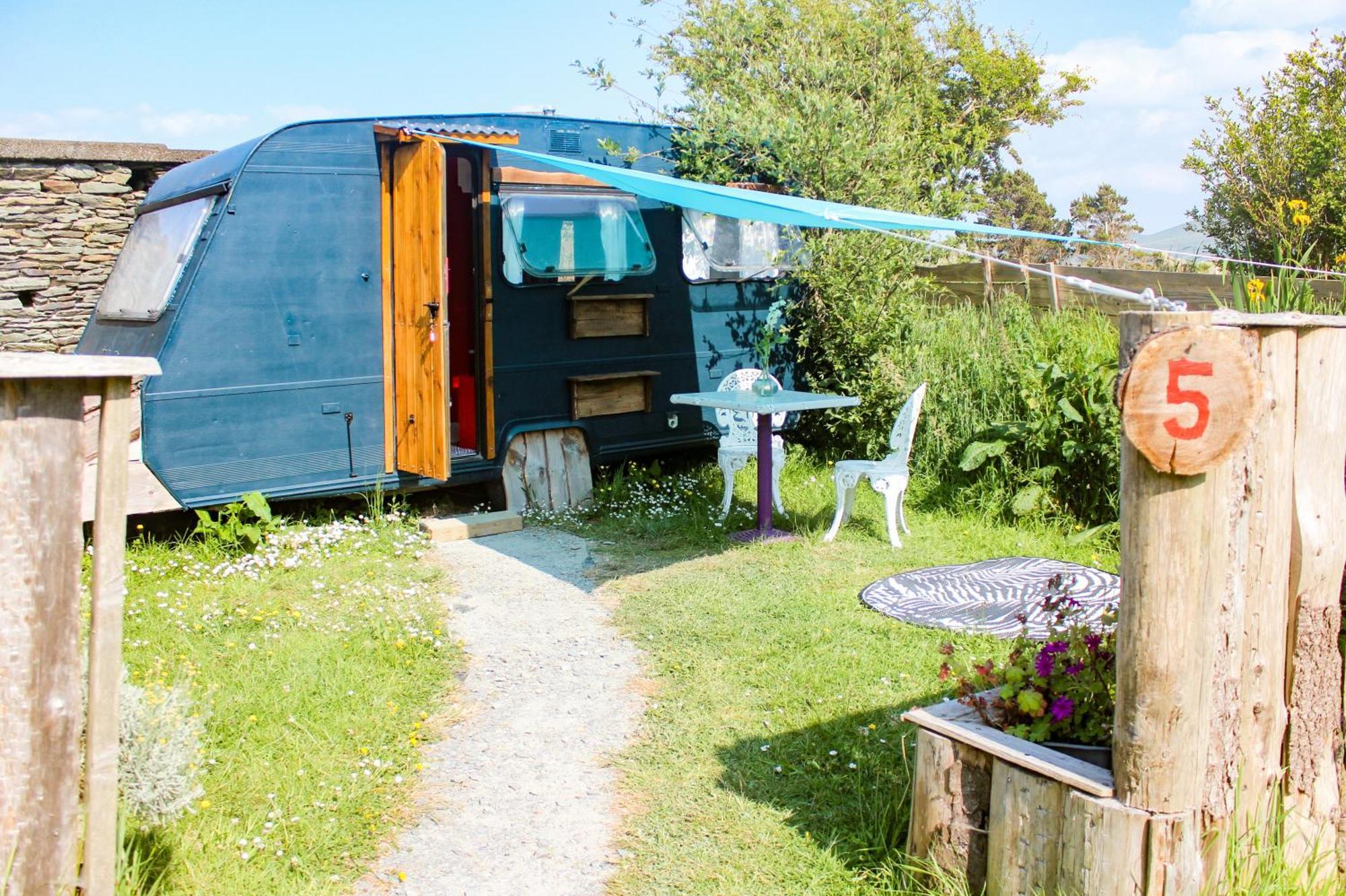 Отель Retro Caravans At Valentia Island Escape Chapeltown Экстерьер фото