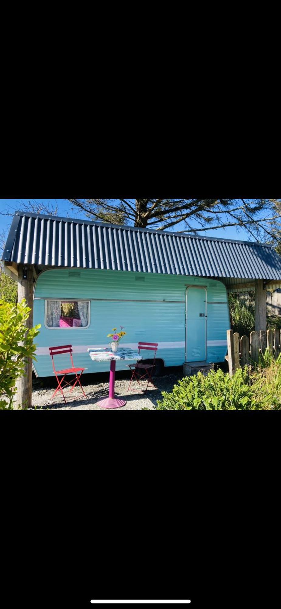 Отель Retro Caravans At Valentia Island Escape Chapeltown Экстерьер фото